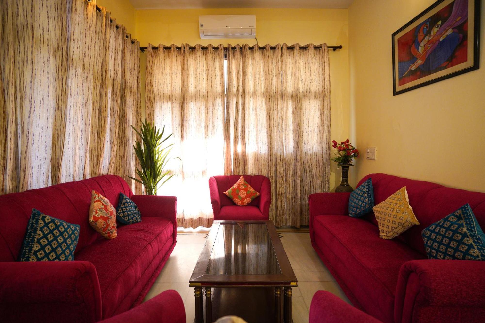Hotel Neeraj Bhawan- Triveni Ghat Rishīkesh Exterior foto