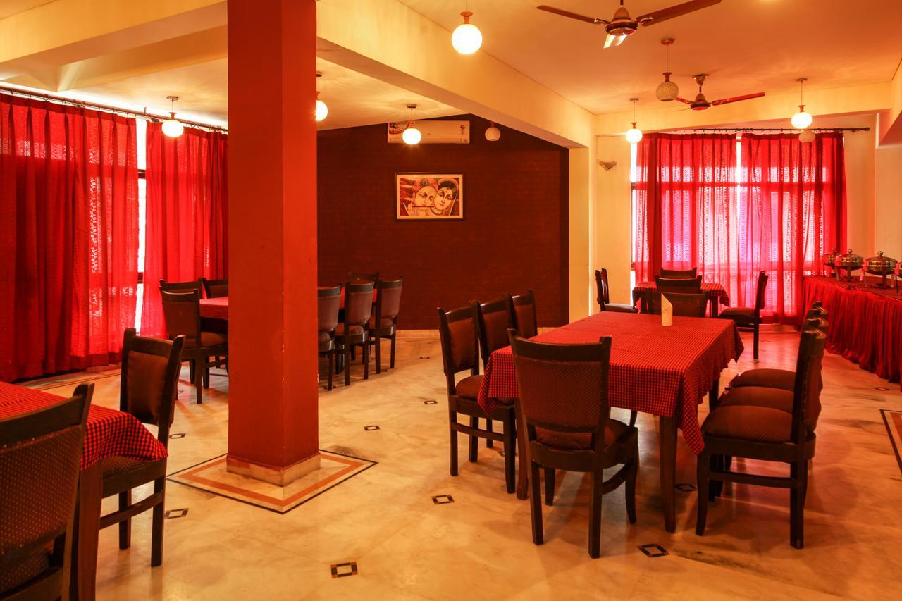 Hotel Neeraj Bhawan- Triveni Ghat Rishīkesh Exterior foto